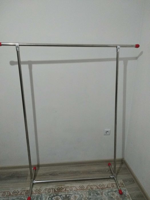 Вешалка для одежды.