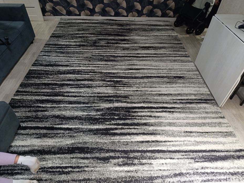 Продам ковёр срочно