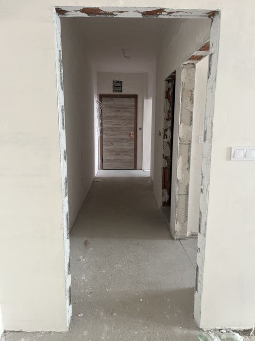 Продава се Тристаен апартамент в Пловдив, Младежки Хълм - 141 кв.м за 1043 €/кв.м - Снимка #5