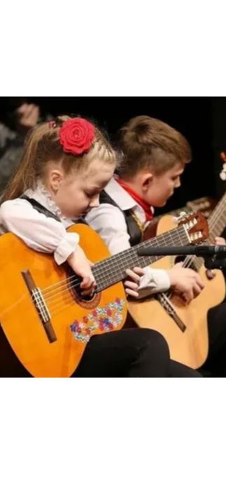 Обучаю Игре на Гитаре Детей Классика . По Собственной Методике .