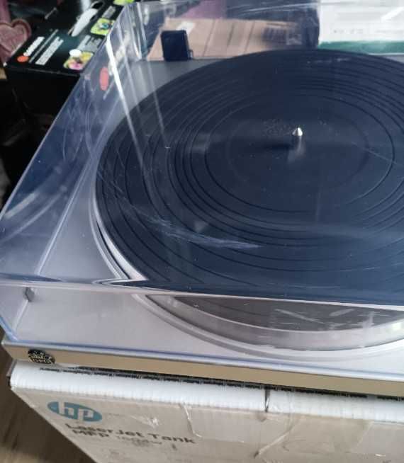 Комплект грамофон и усилвател GPO - PR 100/200