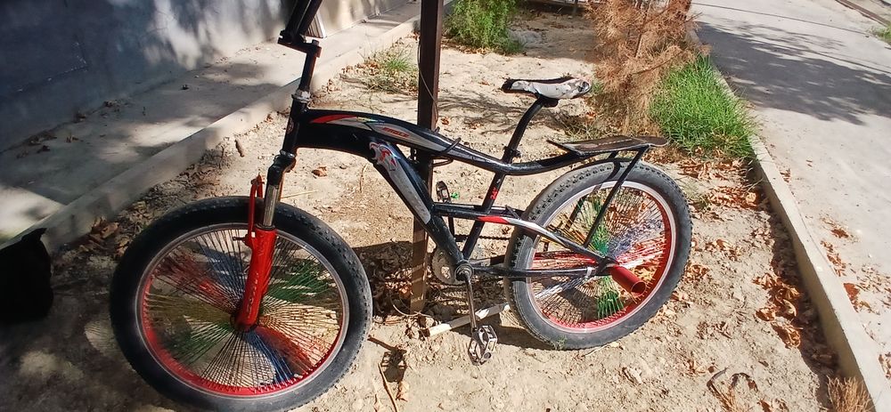 Velik nasosi va kodi bonis qilib beramiz. 300kg kutaradi.