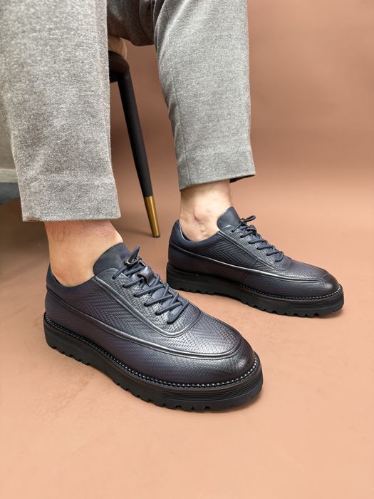 Продается обувь