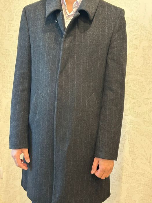 Продаю пальто мужское