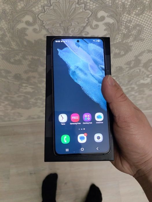 Продам Samsung S21 5G 8/256gb