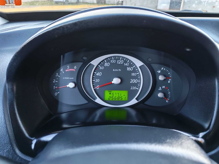 Hyundai Tucson 2.0 CRDI, 140 CP, Climatronic, Tracțiune 4X4