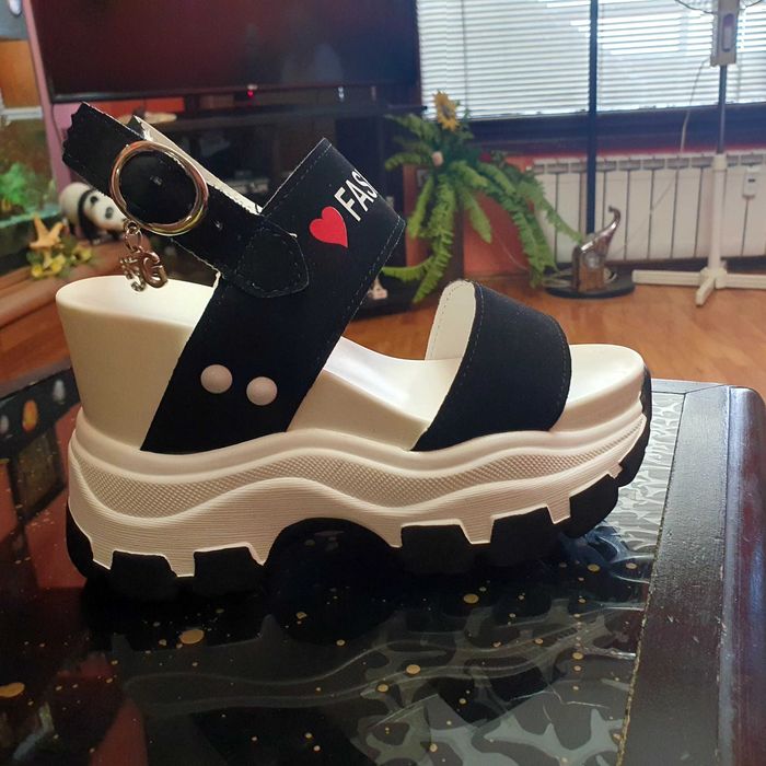 Женски сандали fashion