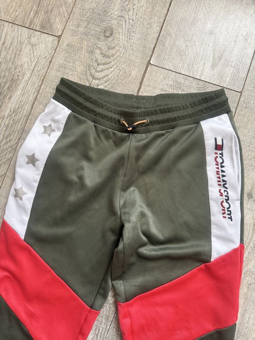 Анцуг на Tommy Hilfiger/Tommy sport