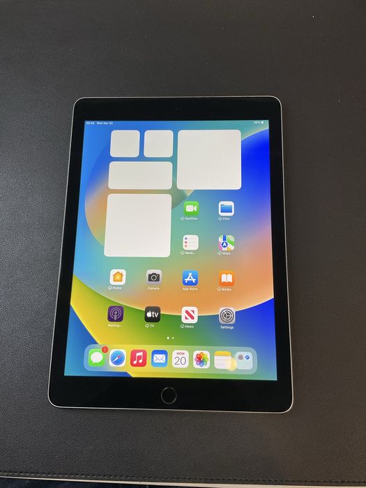Apple iPad Pro 9.7" cellular 32 GB ID-XXL9912