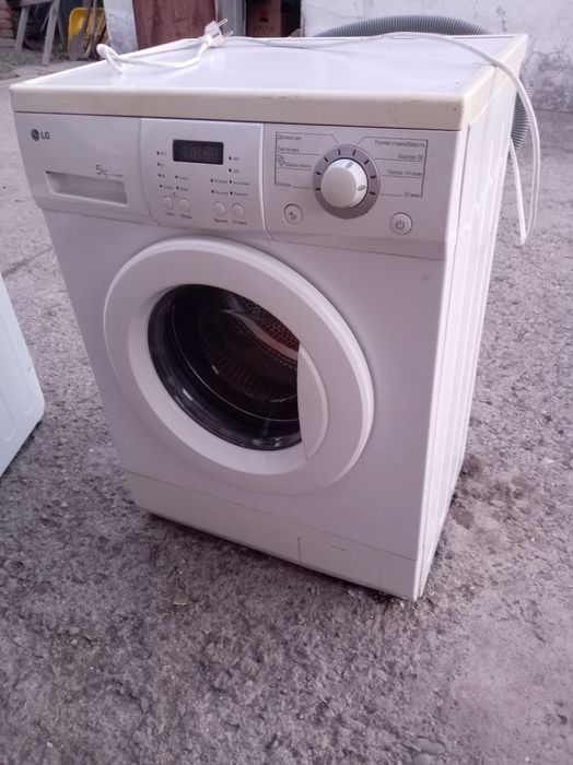 Продам стиральную машину