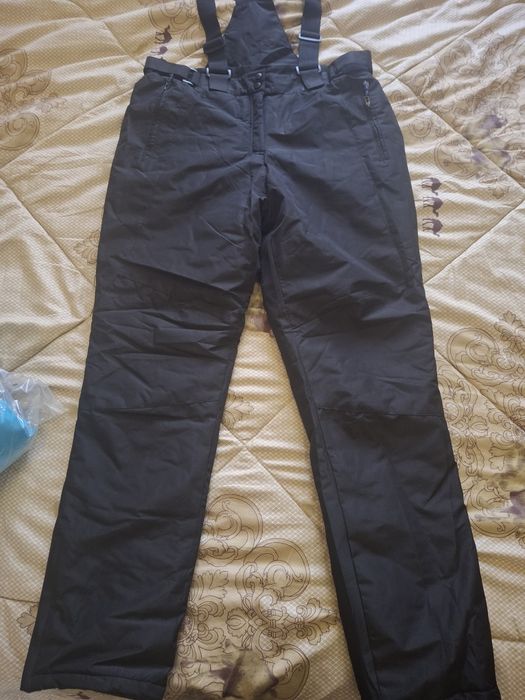 Продам зимний костюм