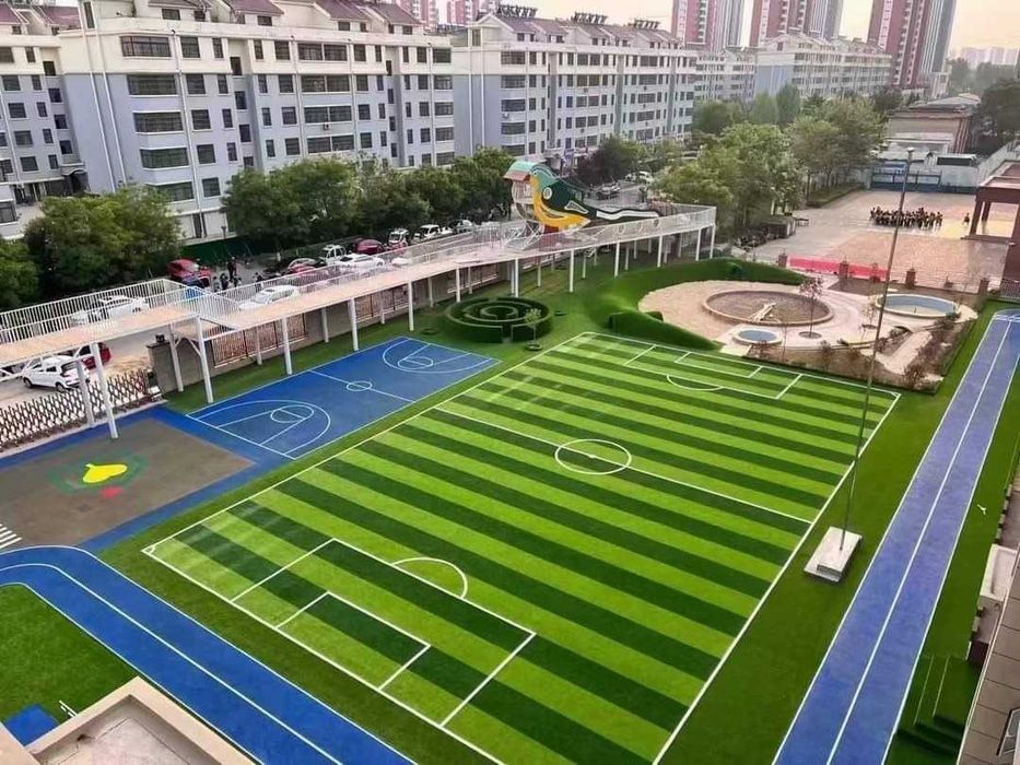 Строительство футбольных и баскетбольных полей!