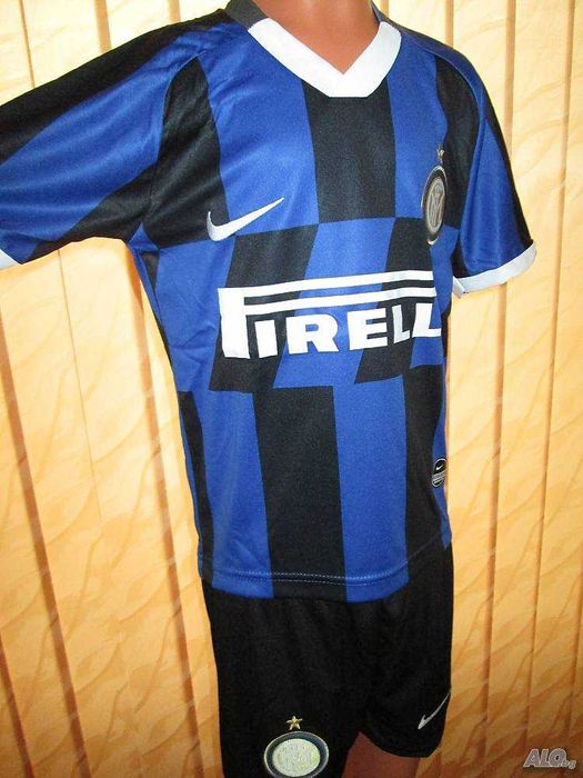 РЕТРО - Детски къс екип Интер 176 размер