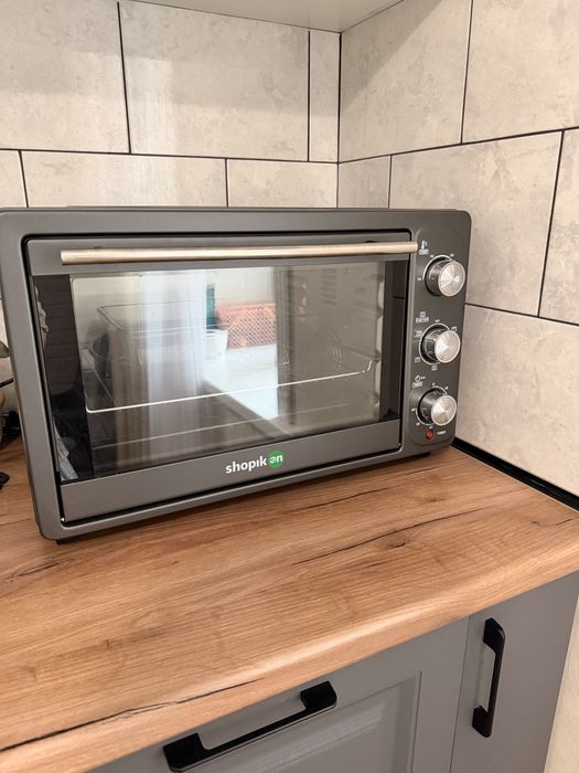 Продам духовку в отличном состоянии