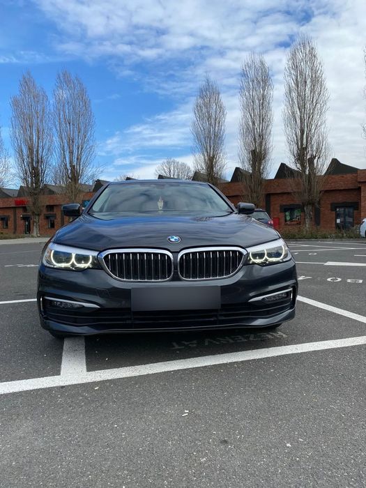BMW Seria 5 BMW Seria 5 – 520d G30, 190 CP