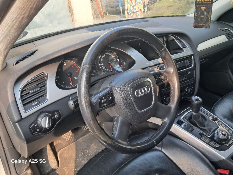 Vând Audi a4 b8 2010
