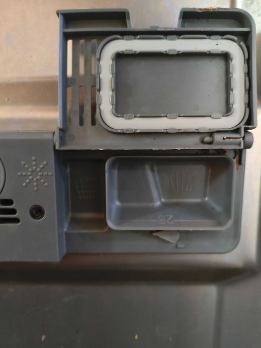 Посудомоечная машина Midea б/у