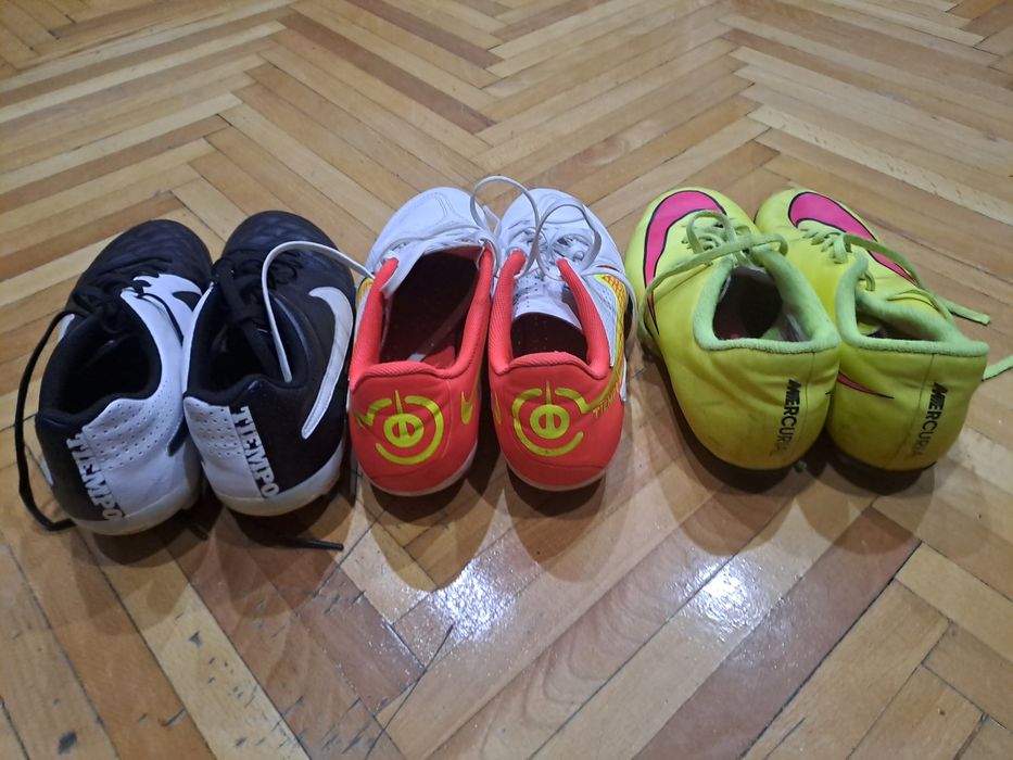 Бутонки за футбол