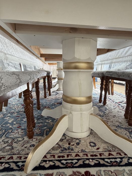 Продается стол 5,5 м.