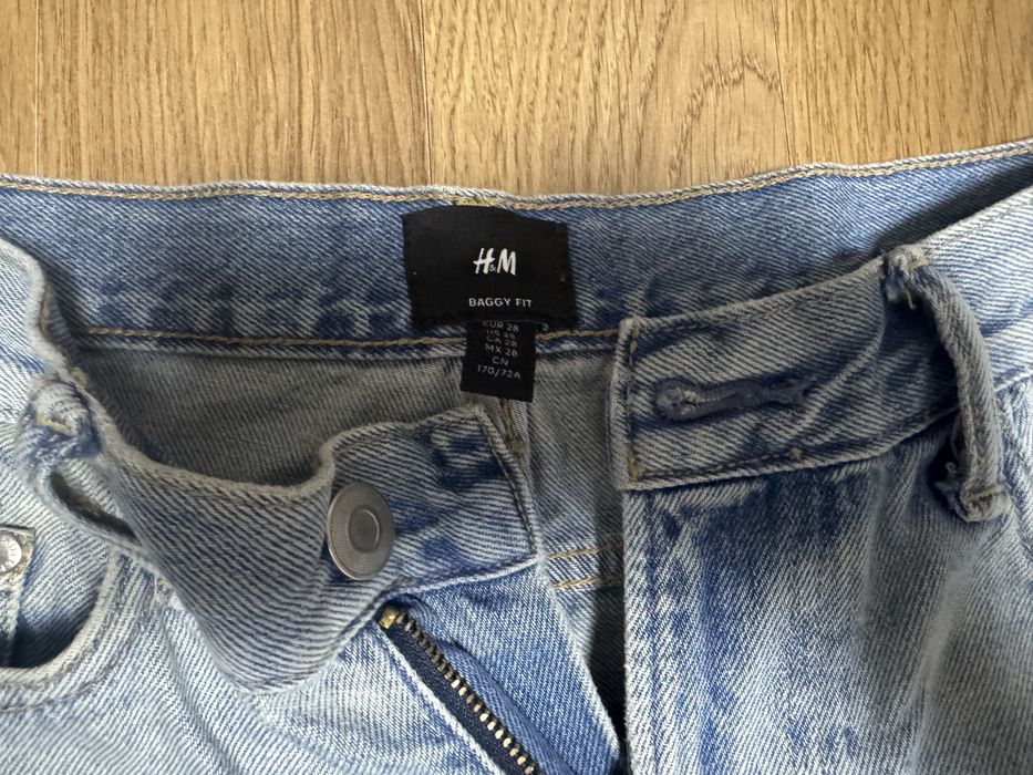 Джинсовые шорты (H&M)