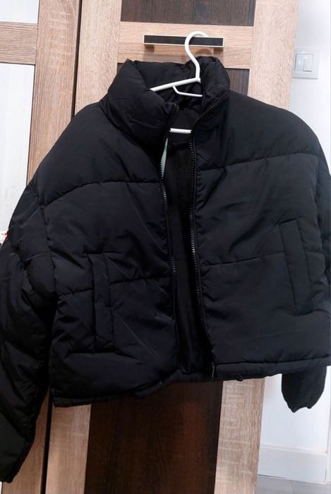 Jachetă neagră  scurtă H&M