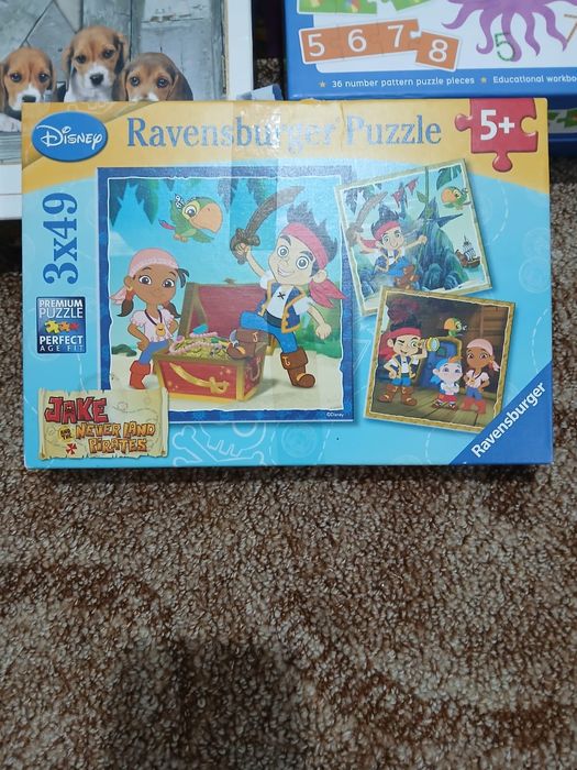 Lot puzzle stare ca noua