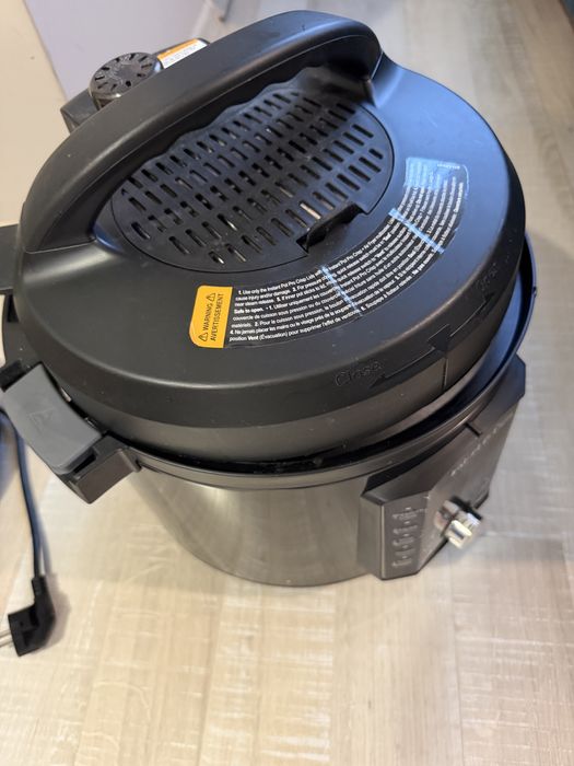 Instant Pot Pro Crisp + Air Fryer 11-in-1, 7.6L