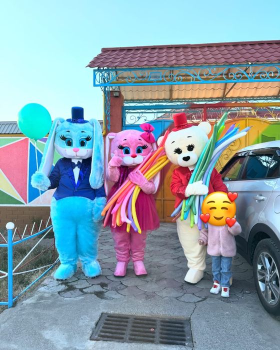 Продаются Аниматоры, Мишки, костюмы, игры, пузырочный аппарат