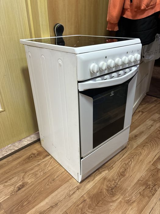 Плита фирмы «indesit”