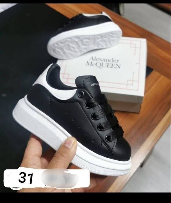 Adidași copii doar marimile de pe poze