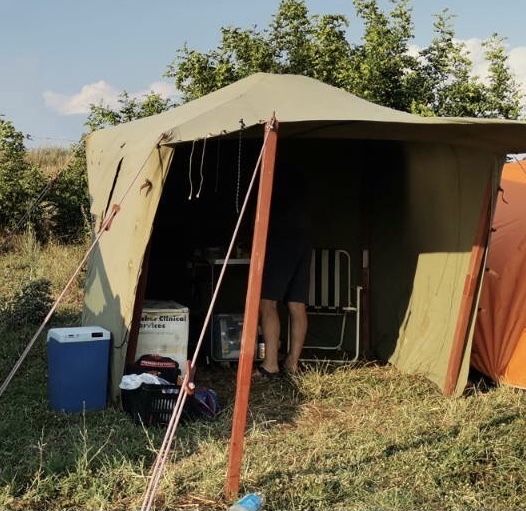 Брезентова палатка