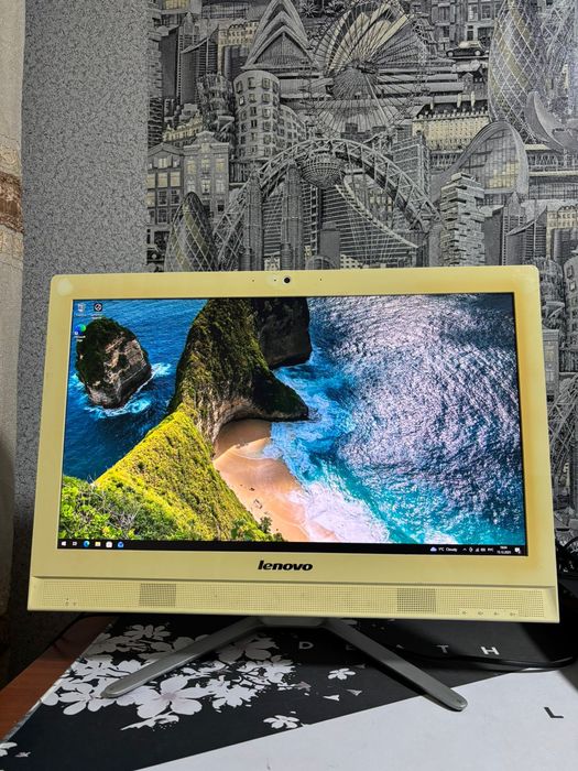 Моноблок Lenovo C470