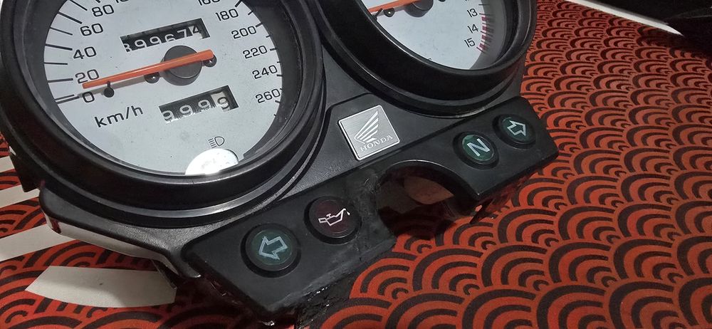 Ceasuri Honda Hornet PC34