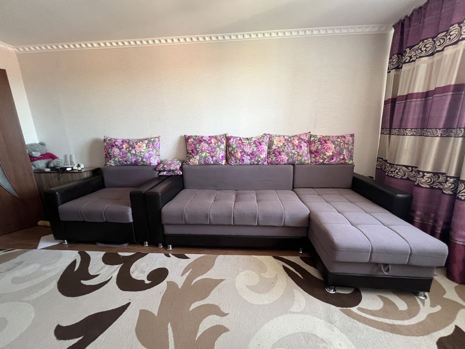 СРОЧНО Продам диван с креслом