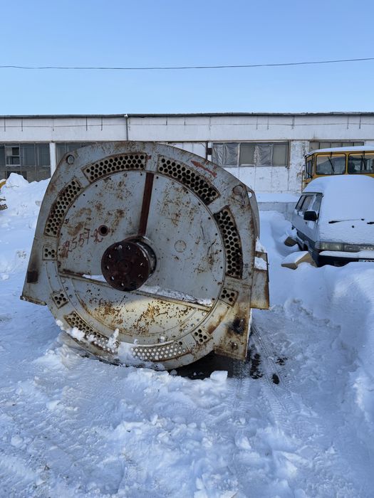 Продам электродвигатель