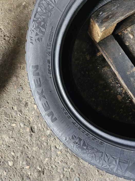 2 anvelope iarna 215 60 17 Nexen 2021