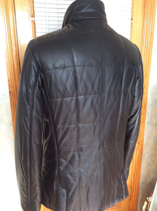 Мужская кожаная куртка 62 размера