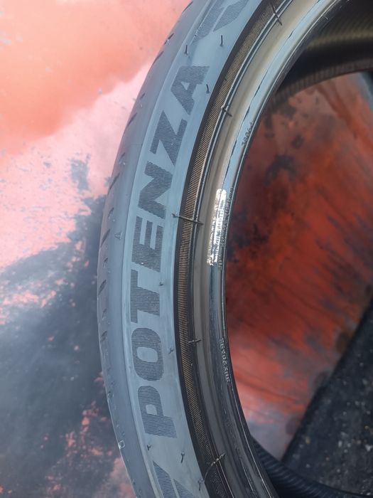 245/35/20 Bridgestone Дот 1322