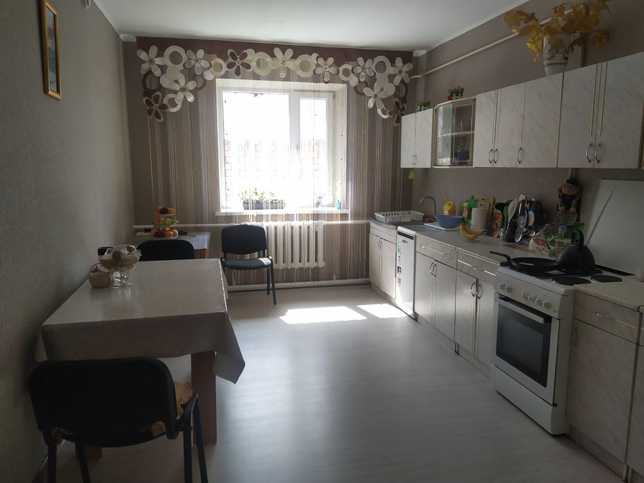 Продам 2-х этажный коттедж