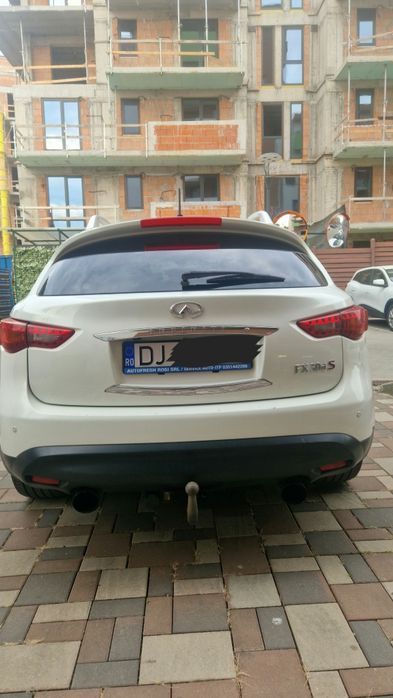 Infiniti FX30d S 2014 pret 12.000 euro negociabil