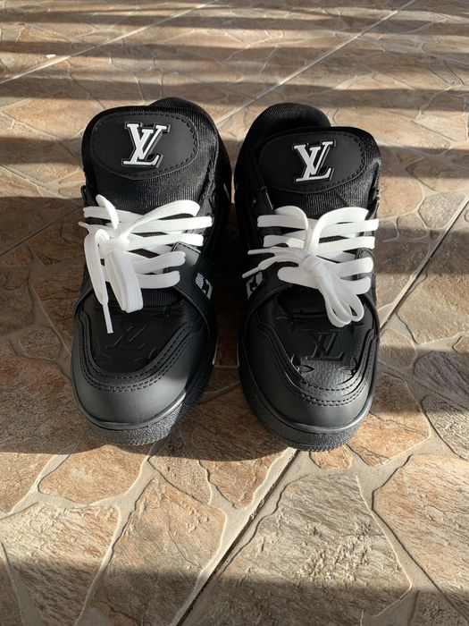 Louis Vuitton Trainer Marimea 45