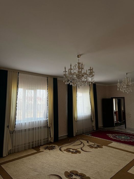 Продаётся дом и времянка