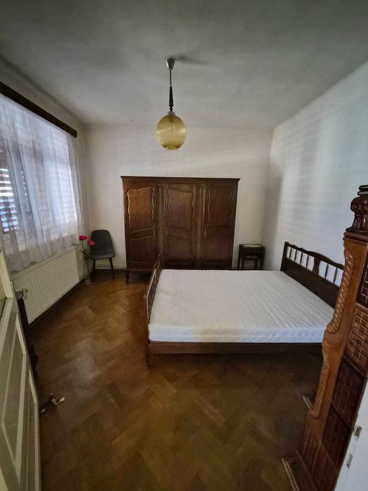 Oportunitate excelentă de investiție! Casă individuală în Mediaș,  Piața Miron Costin (Zona A).