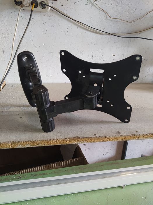 Кронштейн для тв