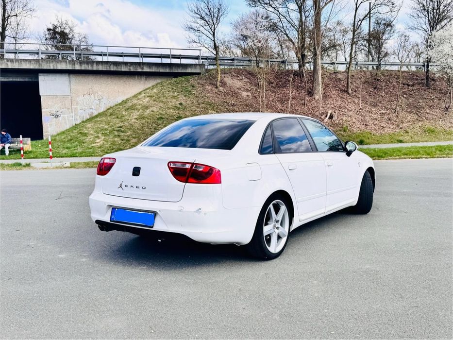 SEAT Exeo 2011 — imagine 4