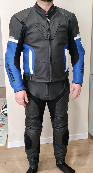 Мото екипировка различни модели