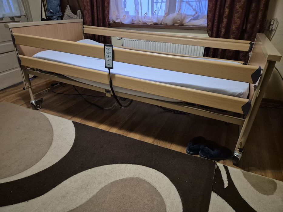 Pat medical cu telecomanda