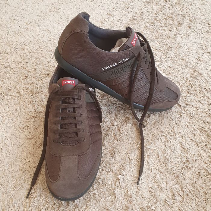 Продам кроссовки Camper