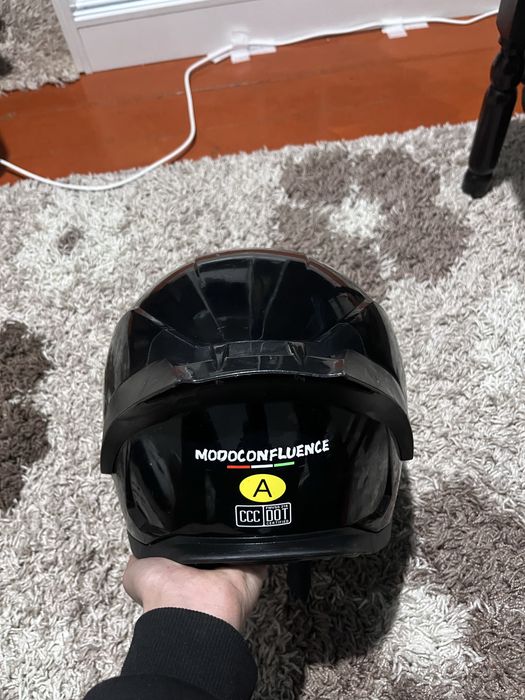 Шлем MODOCONFLUENCE для мототехнику