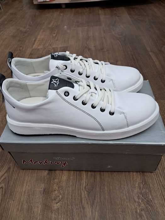 Нови маратонки N 45